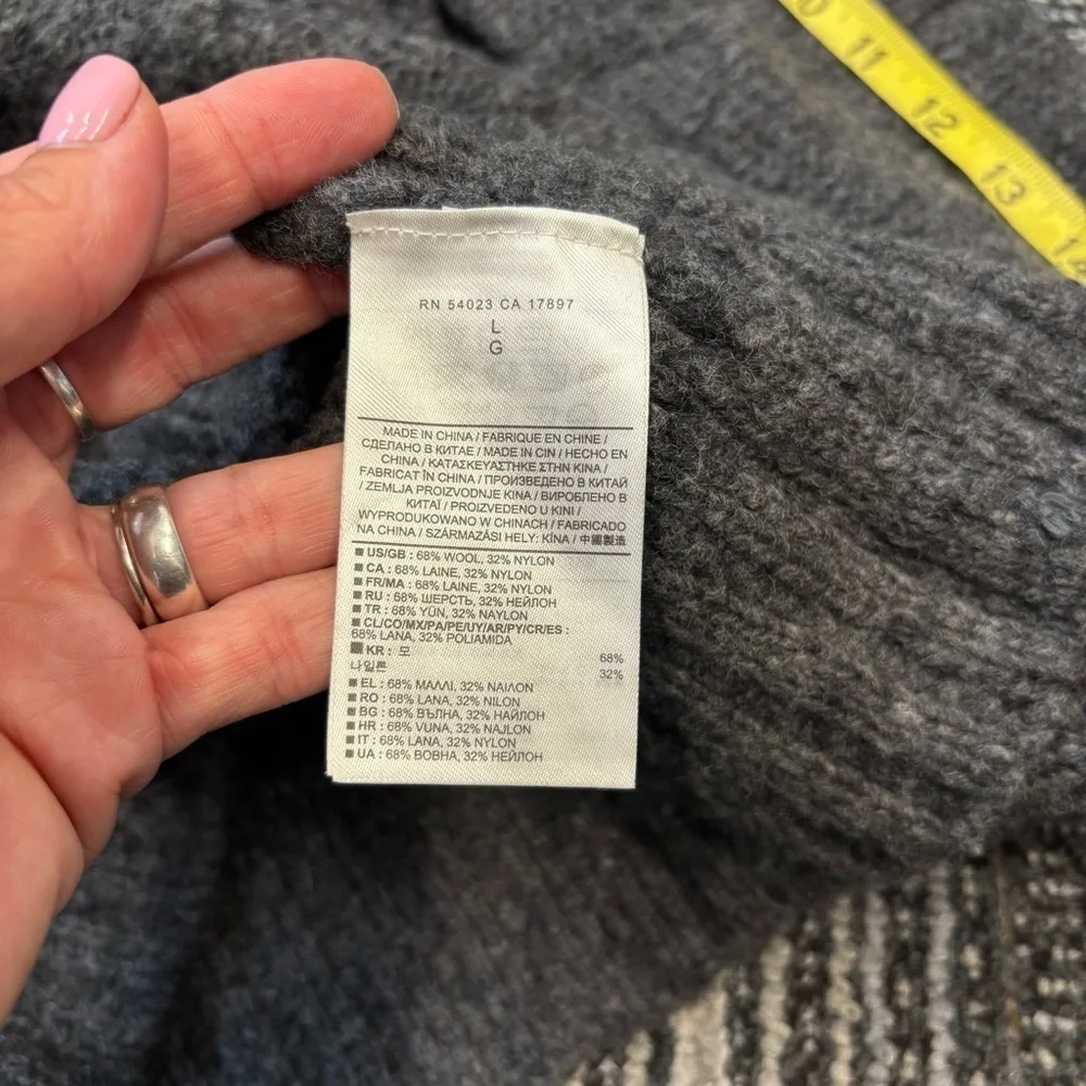 Banana Republic Men’s Large Sweater Cowl Neck Gray